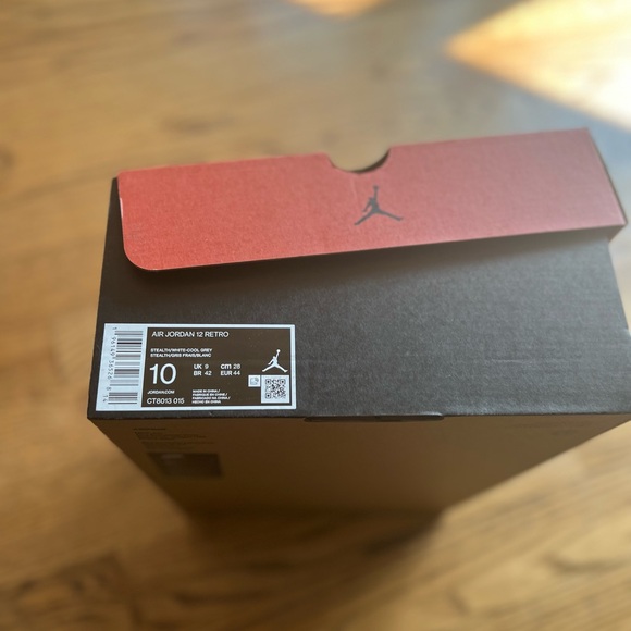 The Air Jordan 12 Retro Stealth Grey - Picture 7 of 7